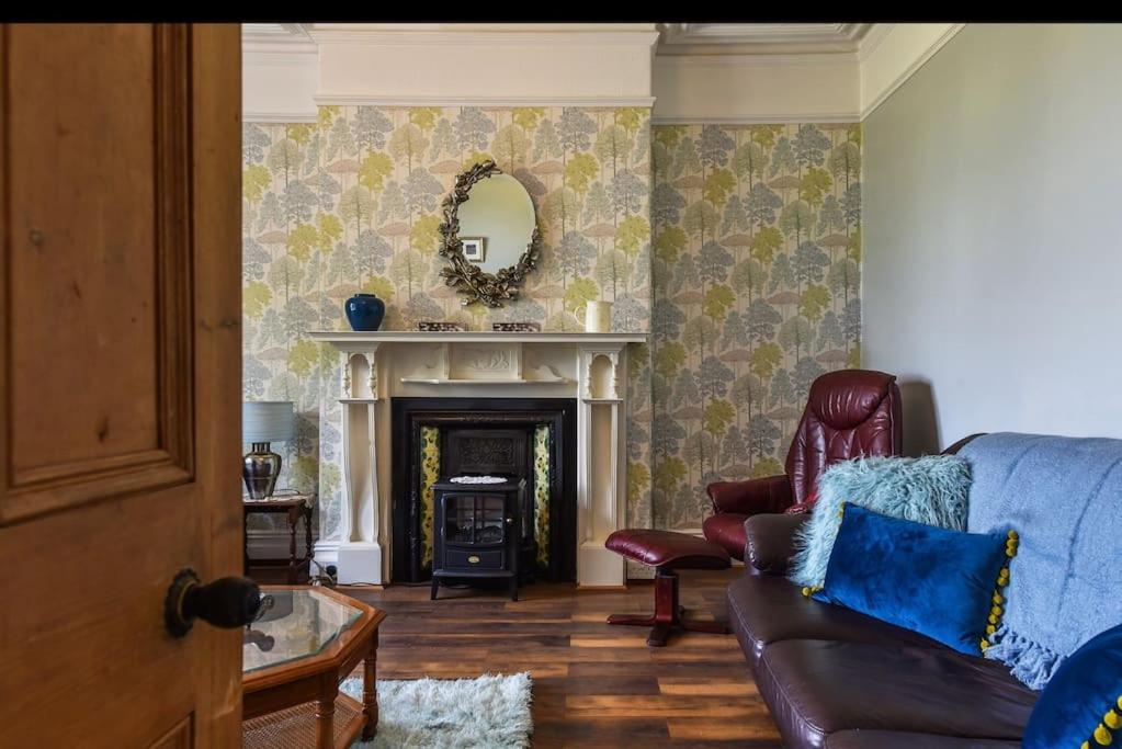 Holiday home Traditional 3-bed In Pontcanna With Parking